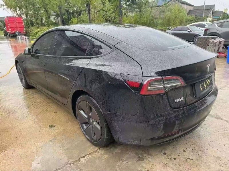 襄阳23年特斯拉MODEL 37