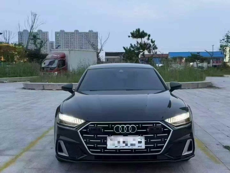 东营23年奥迪A7L1