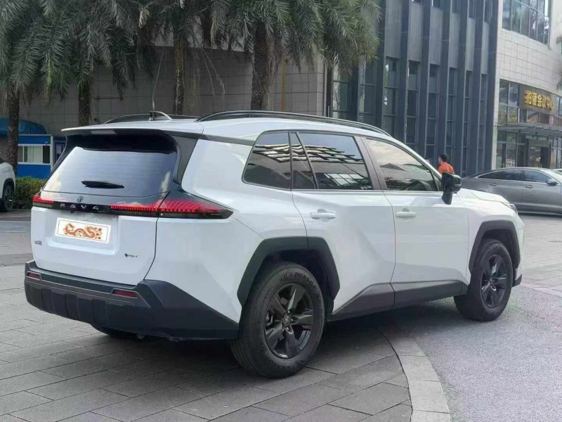 佛山26年丰田RAV4荣放8