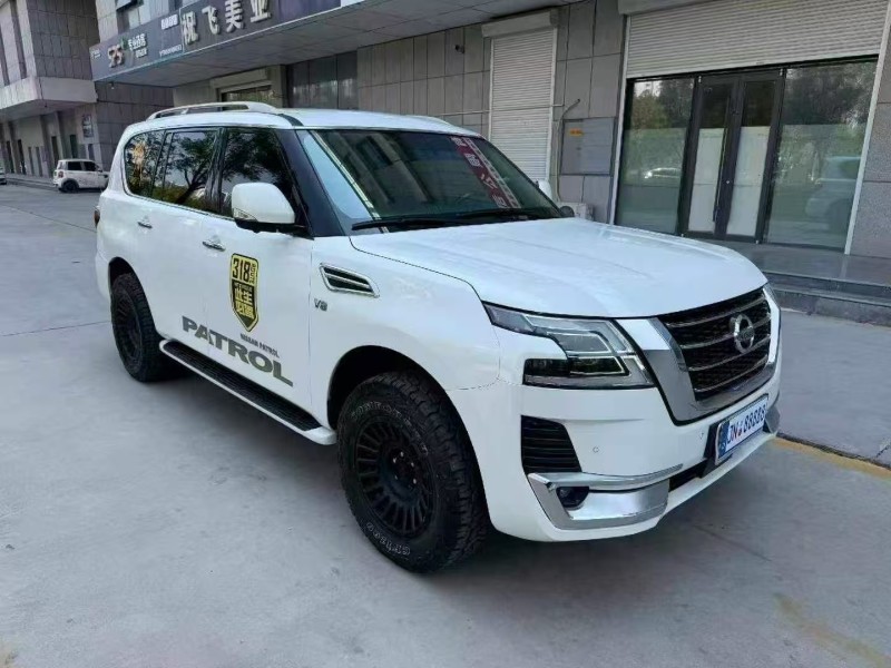 济宁20年日产途乐2