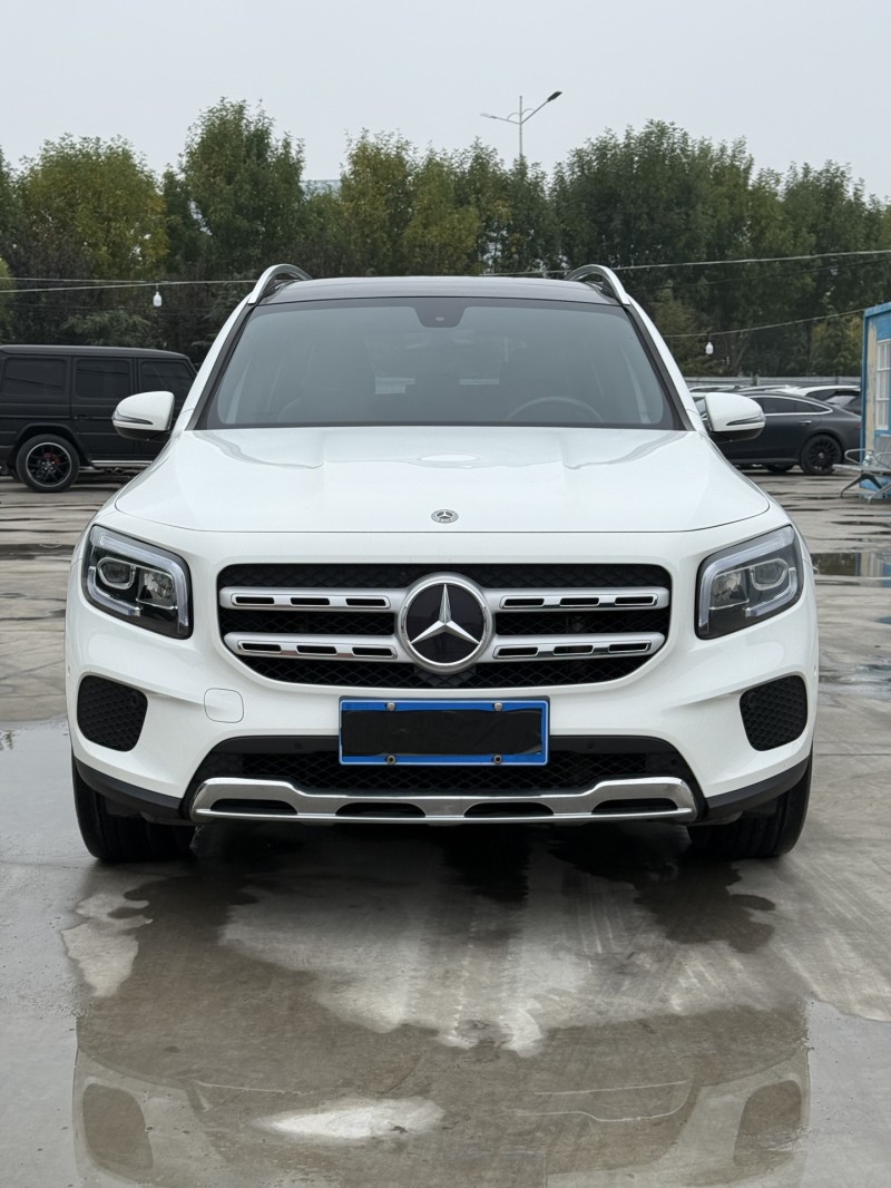 新乡21年奔驰GLB1