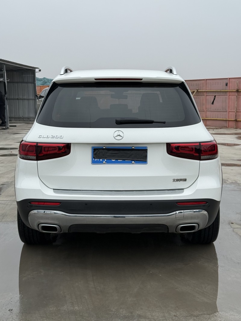 新乡21年奔驰GLB7