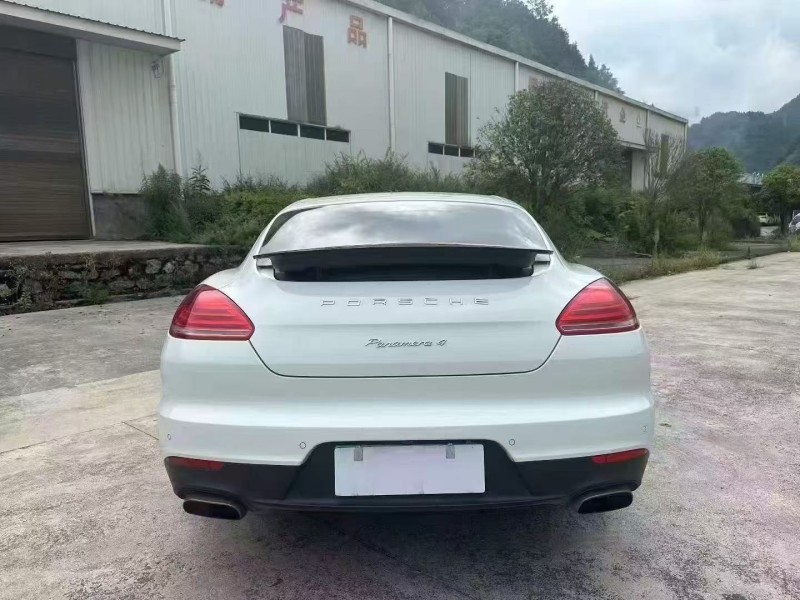 南通15年保时捷帕拉梅拉7