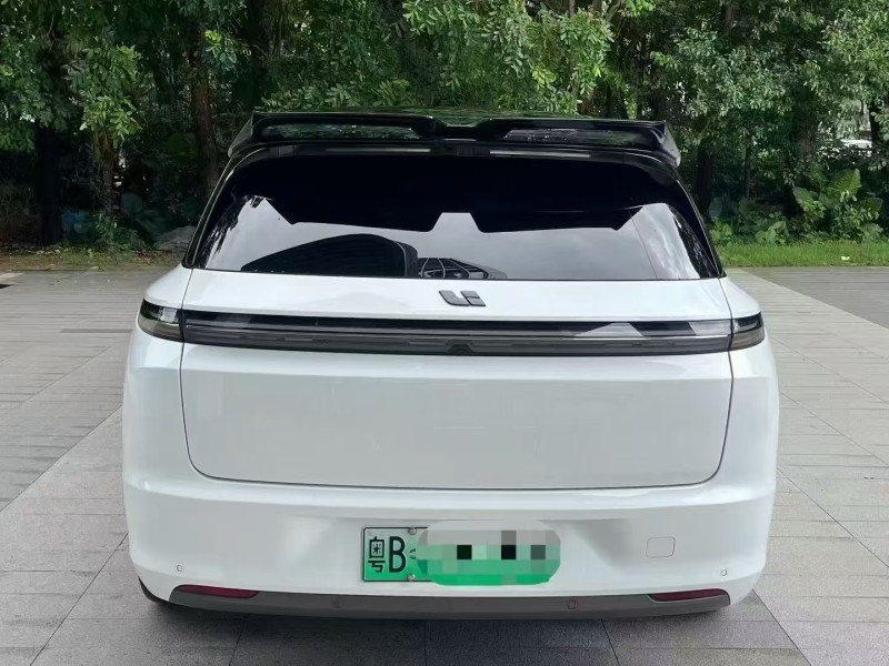 广州23年理想L79
