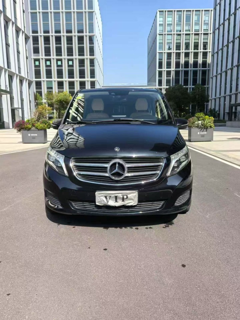 淄博19年奔驰V1