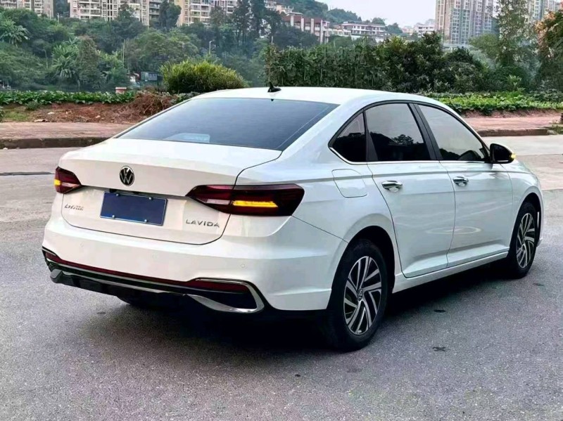泉州25年大众朗逸3