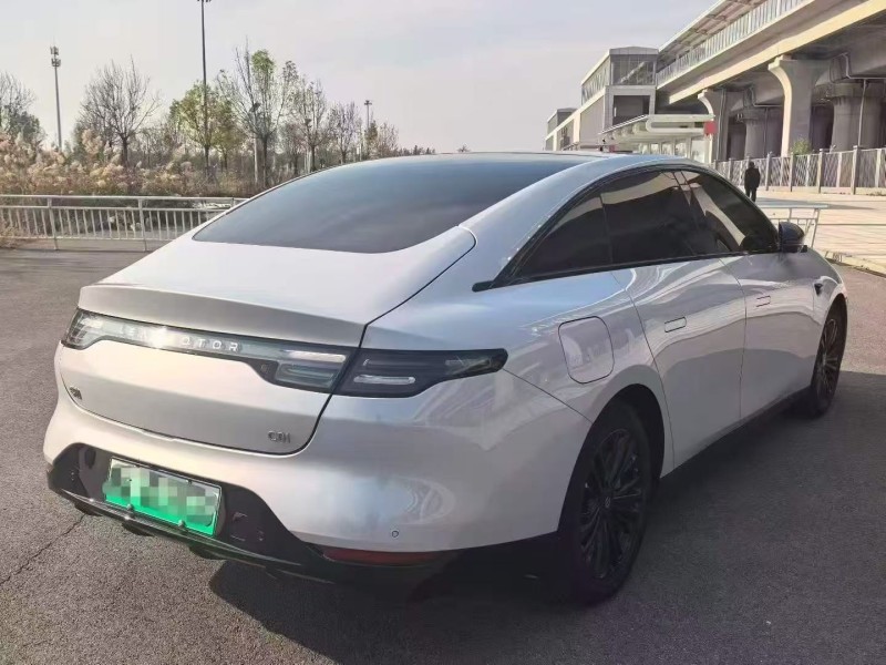 天津23年零跑汽车C014