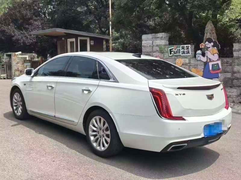 泰安19年凯迪拉克XTS9