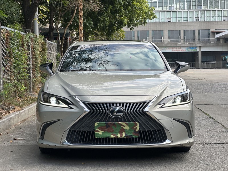东莞20年雷克萨斯ES1