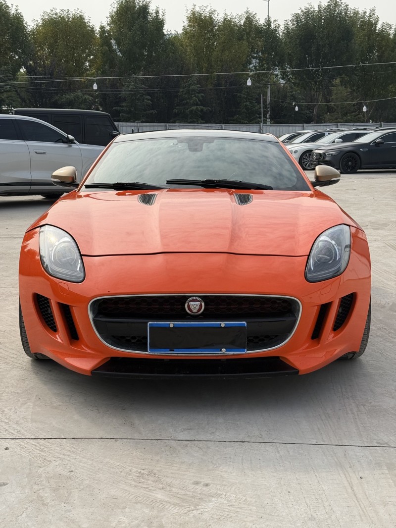 新乡17年捷豹F-Type1