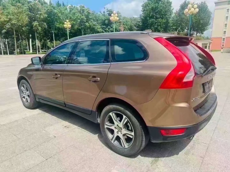潍坊12年沃尔沃XC607