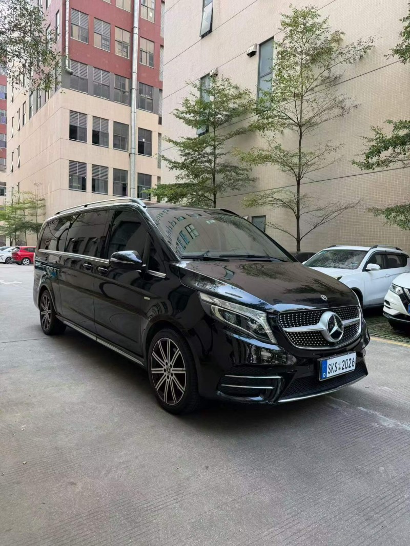 佛山22年奔驰V2