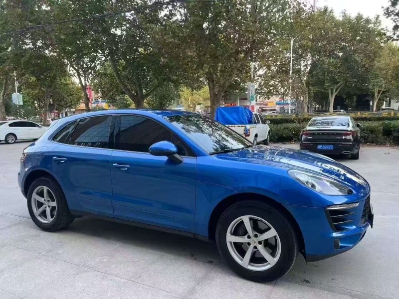 东营16年保时捷Macan2