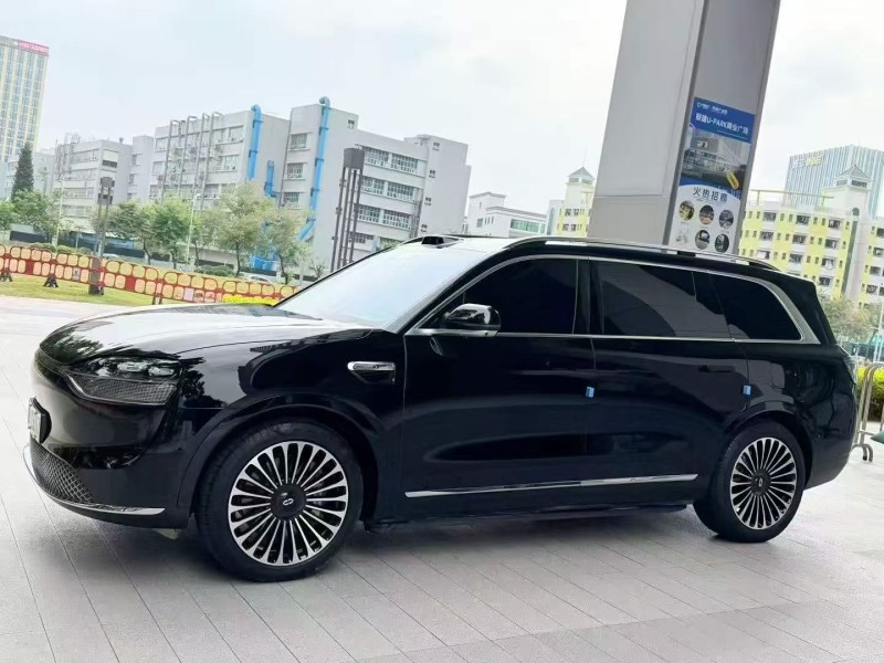 深圳25年华为智选问界3