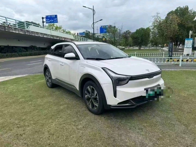 湖州22年哪吒U3