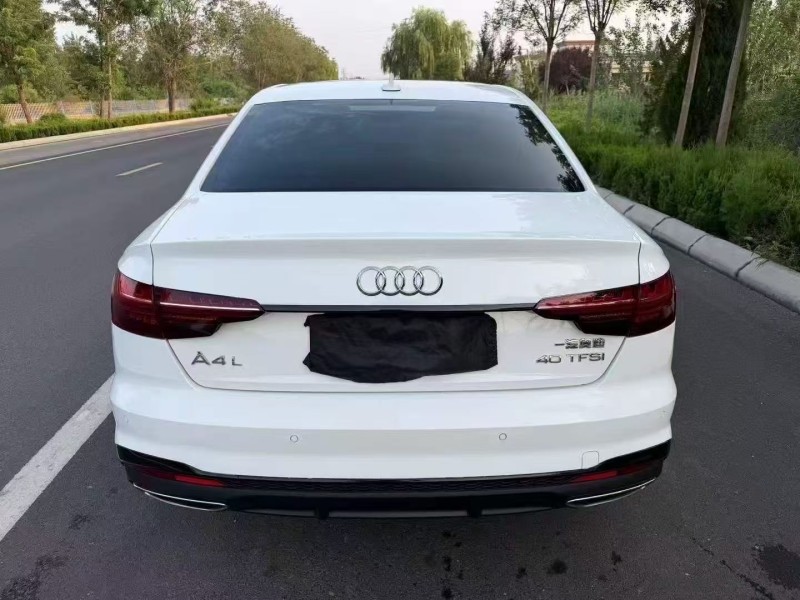 枣庄23年奥迪A4L9