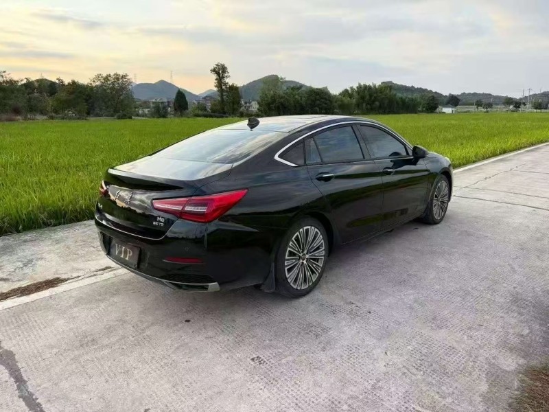 温州22年红旗H66