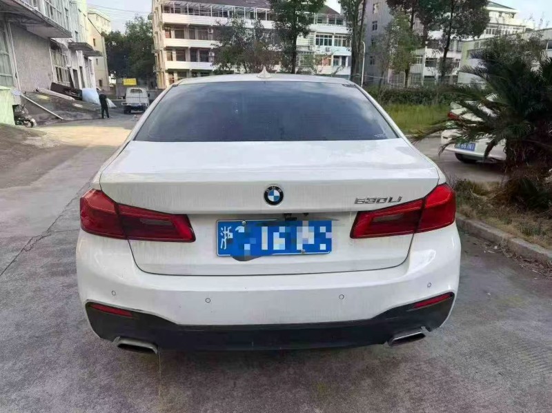 嘉兴18年宝马5系9
